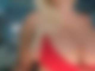 adrianna777's Live Sex Cam Show