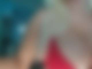 adrianna777's Live Sex Cam Show