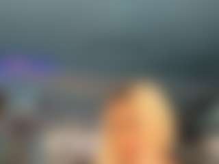 adrianna777's Live Sex Cam Show