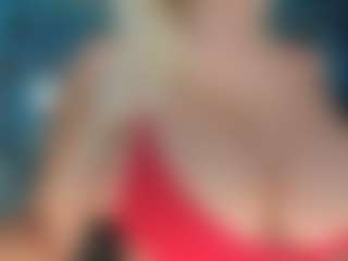 adrianna777's Live Sex Cam Show