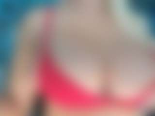 adrianna777's Live Sex Cam Show