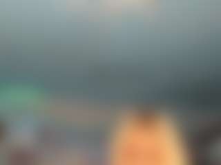 adrianna777's Live Sex Cam Show
