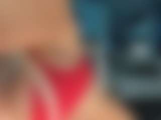 adrianna777's Live Sex Cam Show