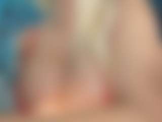adrianna777's Live Sex Cam Show