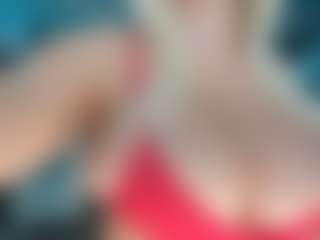 adrianna777's Live Sex Cam Show