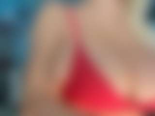 adrianna777's Live Sex Cam Show