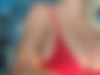 adrianna777's Live Sex Cam Show