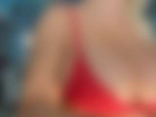 adrianna777's Live Sex Cam Show
