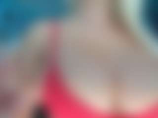 adrianna777's Live Sex Cam Show