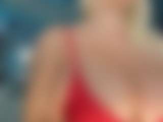 adrianna777's Live Sex Cam Show