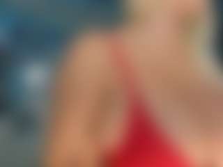 adrianna777のライブセックスチャットショー