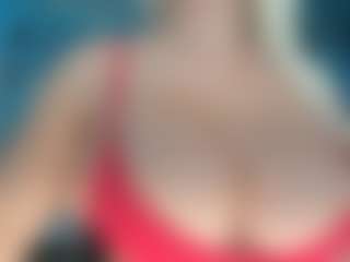 adrianna777's Live Sex Cam Show