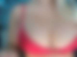 adrianna777's Live Sex Cam Show