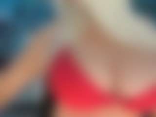 adrianna777's Live Sex Cam Show