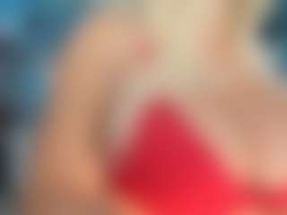 adrianna777's Live Sex Cam Show