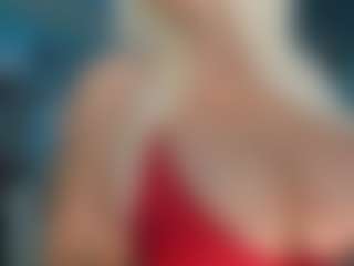 adrianna777's Live Sex Cam Show