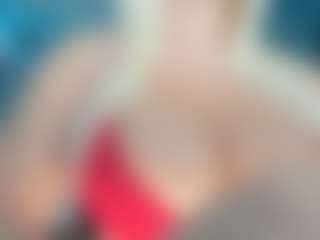 adrianna777's Live Sex Cam Show