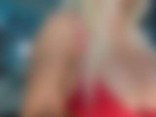 adrianna777's Live Sex Cam Show