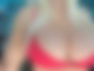 adrianna777's Live Sex Cam Show