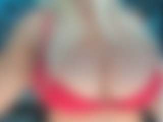 adrianna777's Live Sex Cam Show