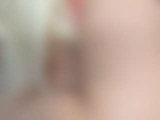 adrianna777's Live Sex Cam Show