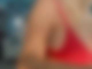 adrianna777's Live Sex Cam Show