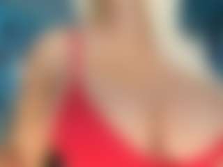 adrianna777's Live Sex Cam Show