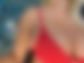 adrianna777's Live Sex Cam Show