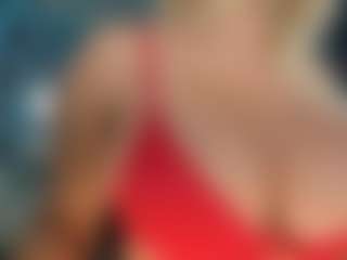 adrianna777's Live Sex Cam Show