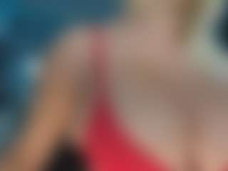 adrianna777's Live Sex Cam Show