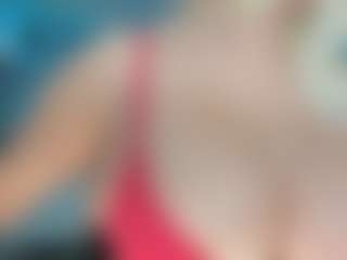 adrianna777's Live Sex Cam Show