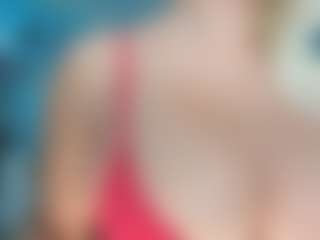 adrianna777's Live Sex Cam Show