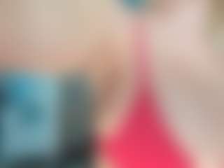 adrianna777's Live Sex Cam Show