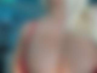 adrianna777's Live Sex Cam Show