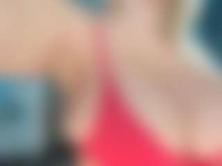 adrianna777's Live Sex Cam Show