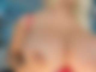 adrianna777's Live Sex Cam Show
