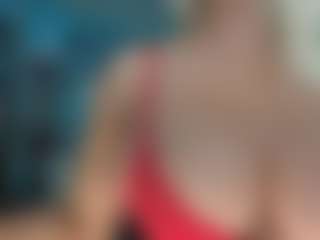 adrianna777's Live Sex Cam Show