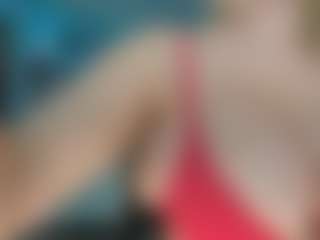 adrianna777's Live Sex Cam Show