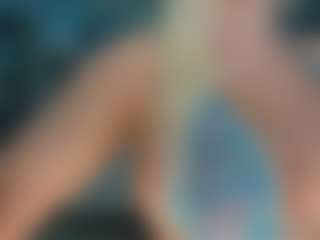 adrianna777's Live Sex Cam Show