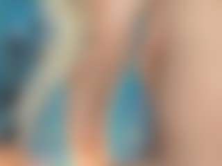adrianna777's Live Sex Cam Show