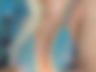 adrianna777's Live Sex Cam Show