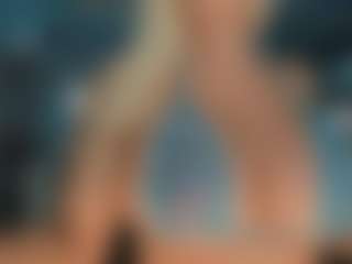 adrianna777's Live Sex Cam Show