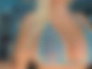 adrianna777's Live Sex Cam Show