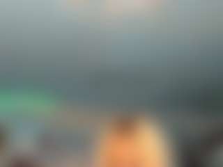 adrianna777's Live Sex Cam Show