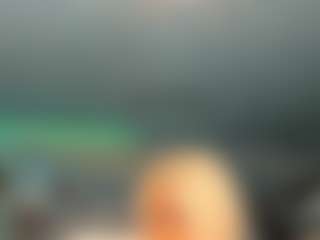 adrianna777's Live Sex Cam Show