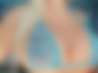 adrianna777's Live Sex Cam Show