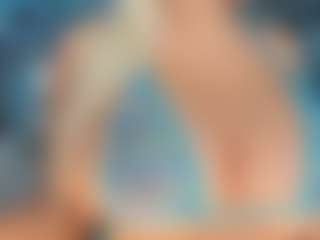 adrianna777's Live Sex Cam Show