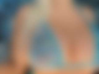 adrianna777's Live Sex Cam Show