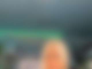 adrianna777's Live Sex Cam Show