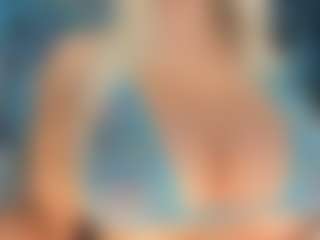 adrianna777's Live Sex Cam Show